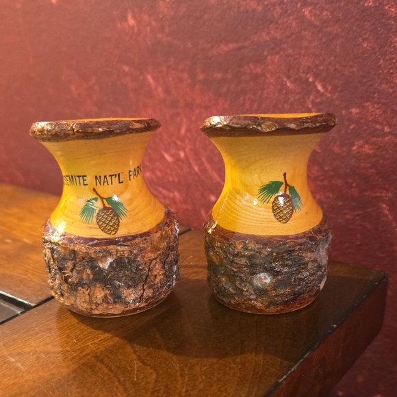 Other - Vintage Salt & Pepper Shakers - Wood Live - Yosemite National Park Souvenirs